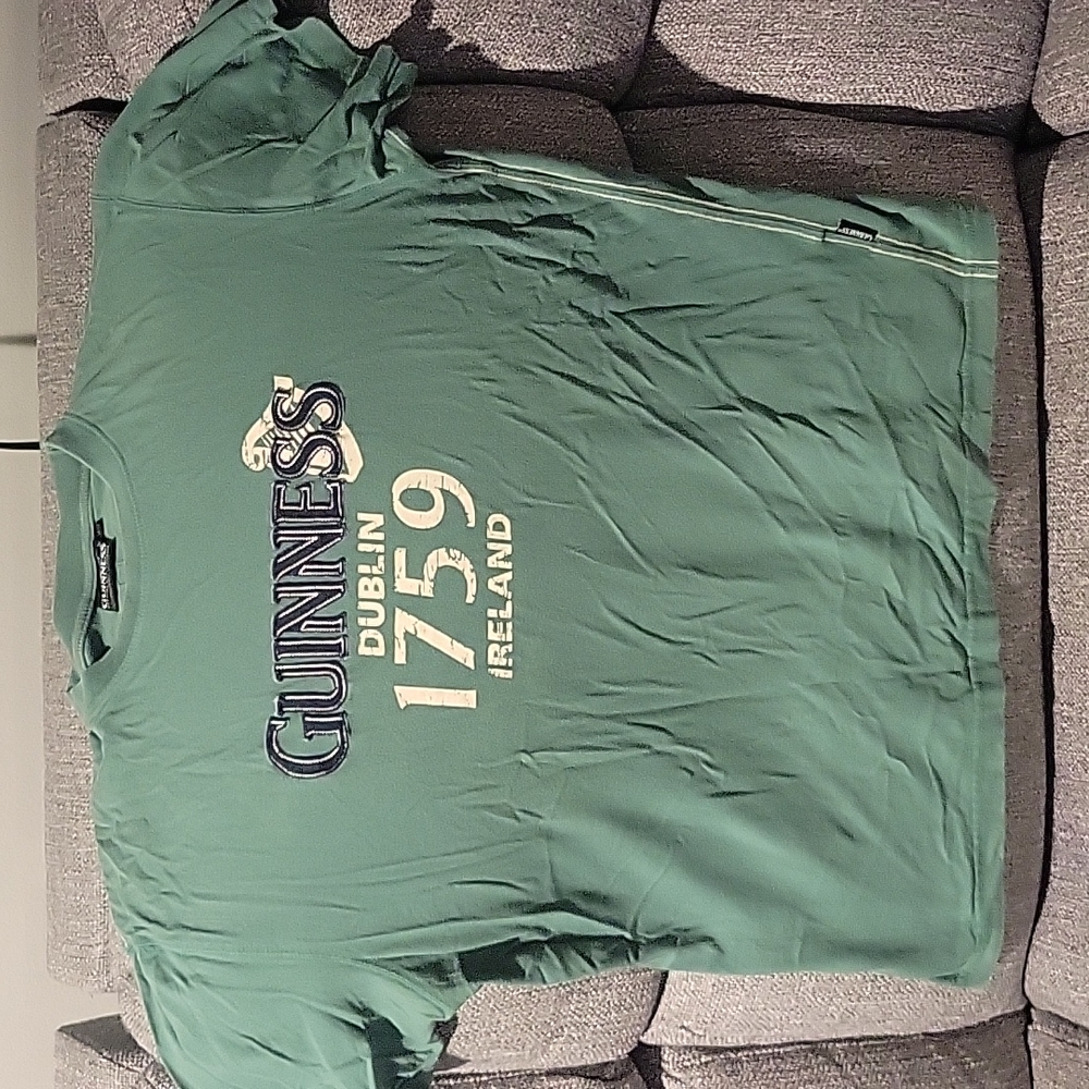 GUINNESS tshirt